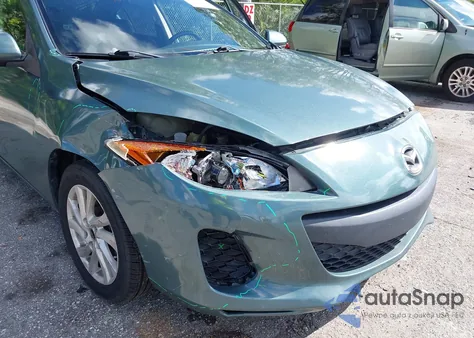 2012 Mazda Mazda3 I Grand Touring z USA, uszkodzony, nr VIN JM1BL1W77C1559845